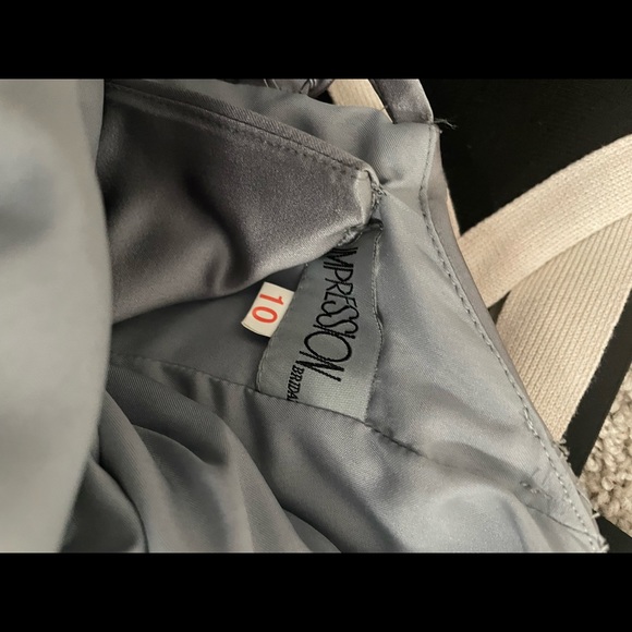 Silver Grad Dress - Picture 3 of 3